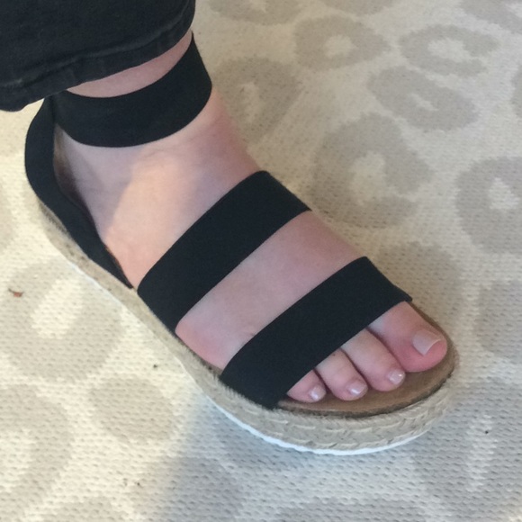 Steve Madden Kimmie Black - Picture 2 of 2